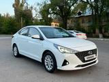 Hyundai Accent 2020 года за 7 700 000 тг. в Алматы – фото 2