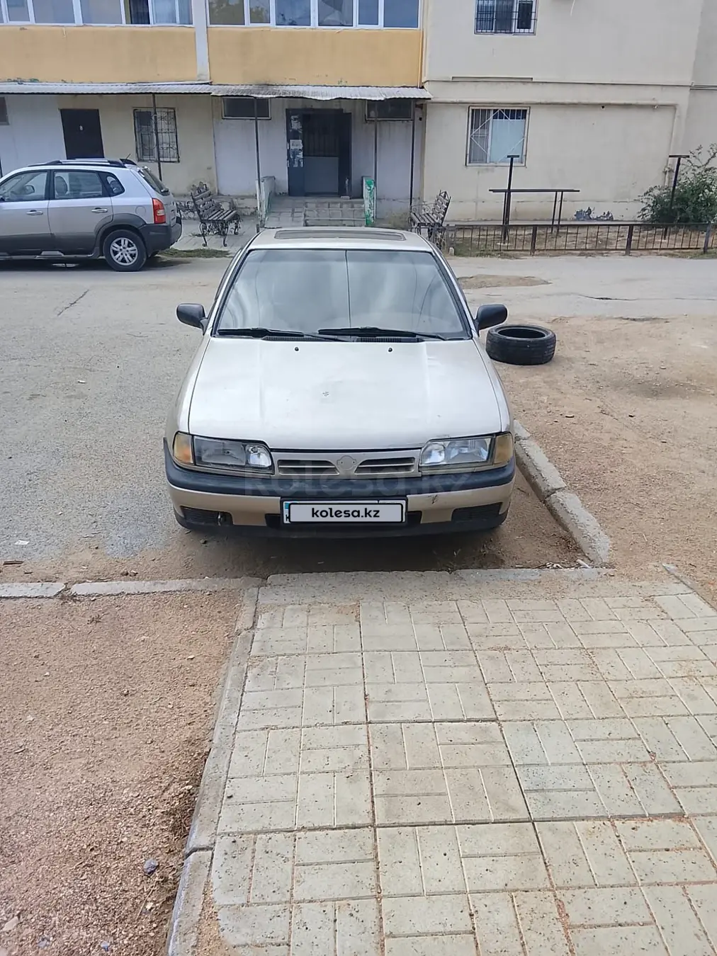 Nissan Primera, 1993