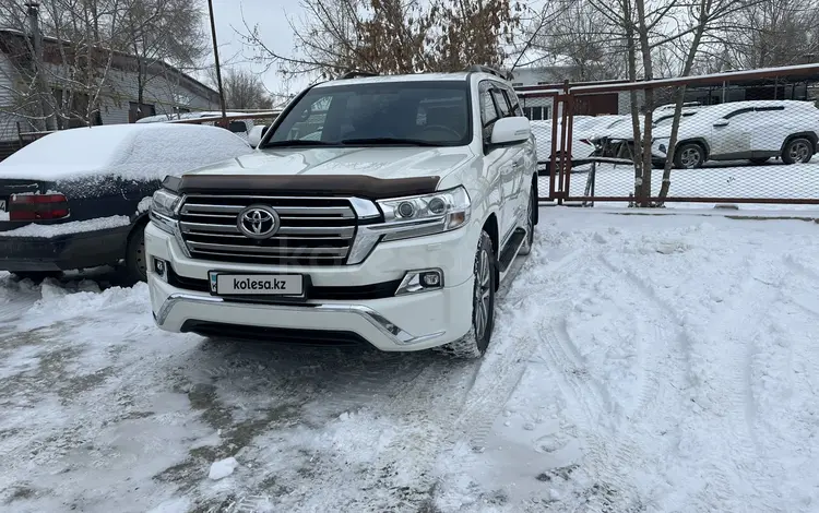 Toyota Land Cruiser 2018 годаүшін38 500 000 тг. в Актобе