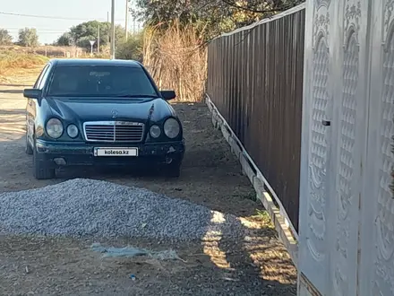 Mercedes-Benz E 230 1996 года за 1 900 000 тг. в Кызылорда