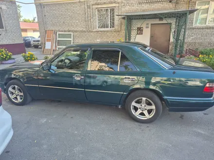 Mercedes-Benz E 280 1995 года за 2 500 000 тг. в Алматы – фото 4