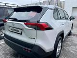 Toyota RAV4 2024 года за 16 150 000 тг. в Алматы – фото 5