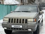 Jeep Grand Cherokee 1995 года за 2 800 000 тг. в Алматы