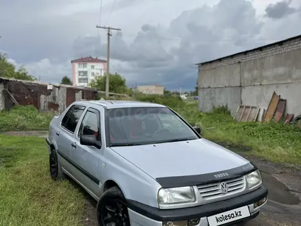 Volkswagen Vento 1995 года за 1 700 000 тг. в Саумалколь – фото 6