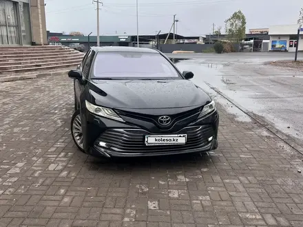 Toyota Camry 2019 года за 12 900 000 тг. в Алматы – фото 7