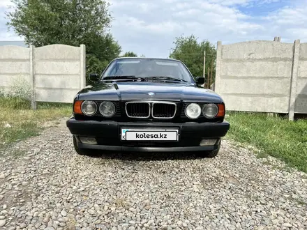 BMW 525 1989 года за 2 000 000 тг. в Аса