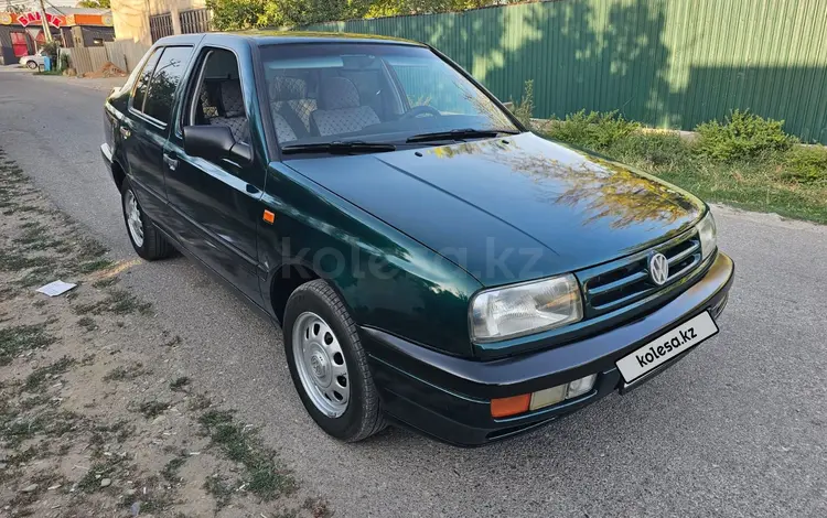 Volkswagen Vento 1995 годаүшін2 300 000 тг. в Шымкент