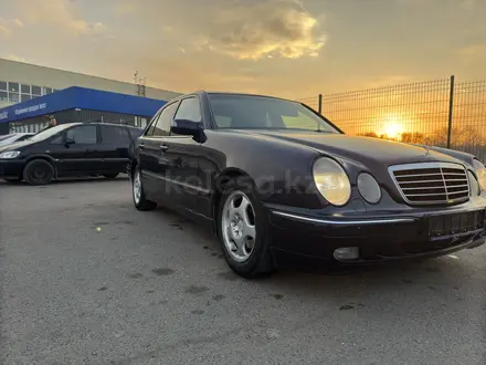 Mercedes-Benz E 280 1999 года за 4 100 000 тг. в Алматы – фото 4