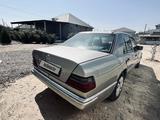 Mercedes-Benz E 200 1992 годаүшін900 000 тг. в Тараз – фото 2