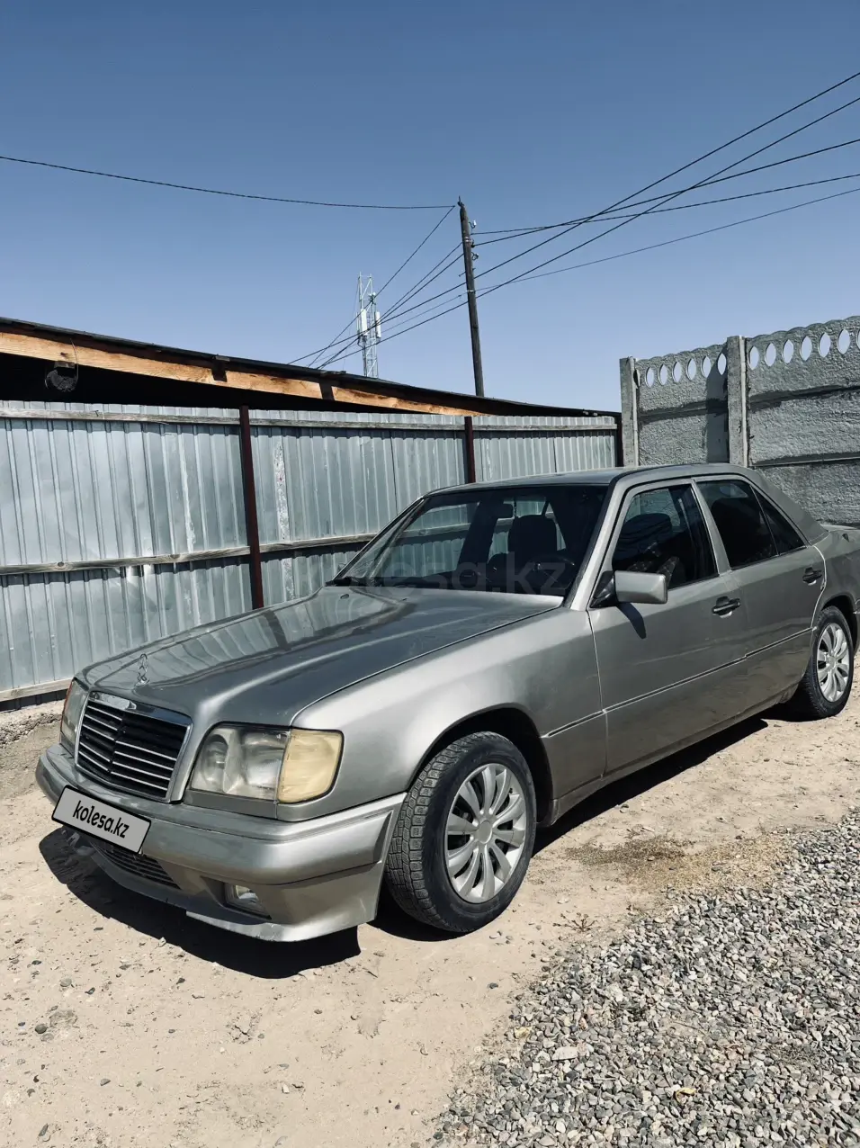 Mercedes-Benz E-Class, 1992