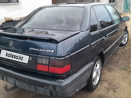 Volkswagen Passat 1993 года за 600 000 тг. в Актобе