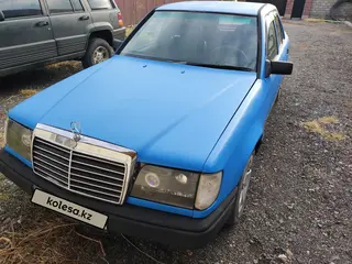 Mercedes-Benz E 260