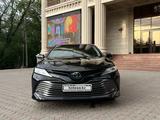 Toyota Camry 2021 года за 16 900 000 тг. в Алматы