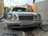 Mercedes-Benz E 230 1997 года за 1 400 000 тг. в Тараз – фото 3