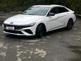 Hyundai Elantra 2023 года за 8 300 000 тг. в Актобе – фото 5