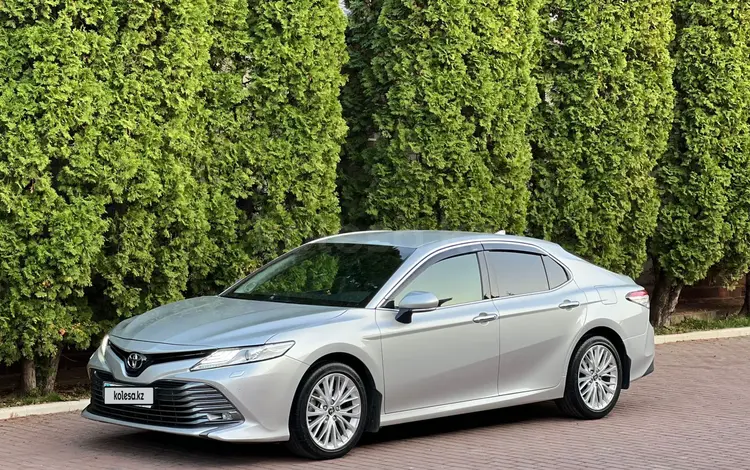 Toyota Camry 2019 годаүшін14 300 000 тг. в Алматы