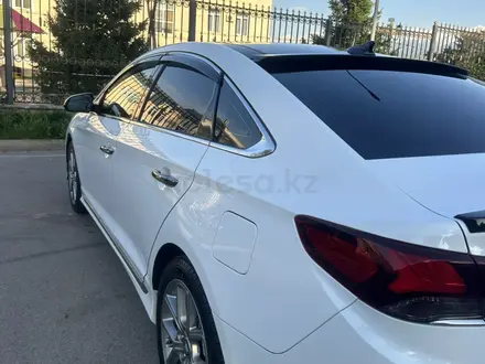 Hyundai Sonata 2019 года за 8 900 000 тг. в Алматы – фото 8