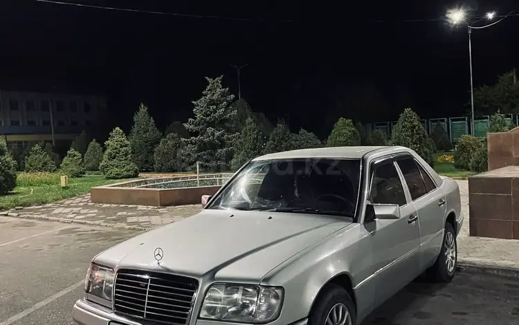 Mercedes-Benz E 220 1993 годаfor1 000 000 тг. в Шу