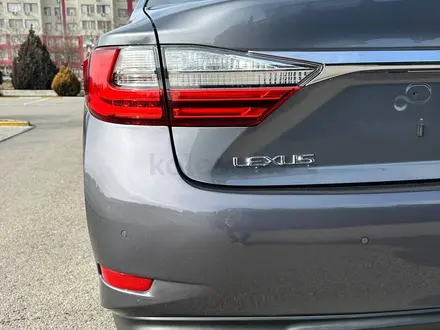 Lexus ES 350 2015 года за 19 700 000 тг. в Актау – фото 10