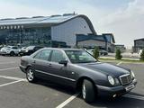 Mercedes-Benz E 280 1998 годаfor4 500 000 тг. в Шымкент