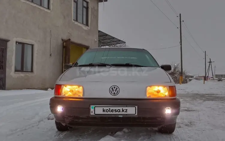 Volkswagen Passat 1988 года за 820 000 тг. в Тараз