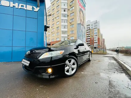 Toyota Camry 2010 года за 8 000 000 тг. в Астана