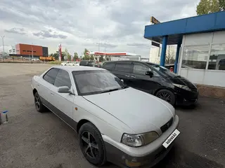 Toyota Vista, 1995