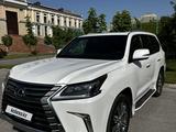 Lexus LX 570 2016 года за 40 000 000 тг. в Астана – фото 3