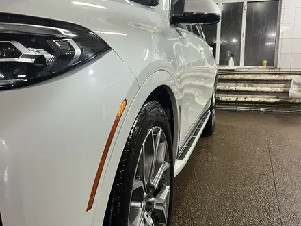 BMW X7 2019 года за 38 900 000 тг. в Астана – фото 3