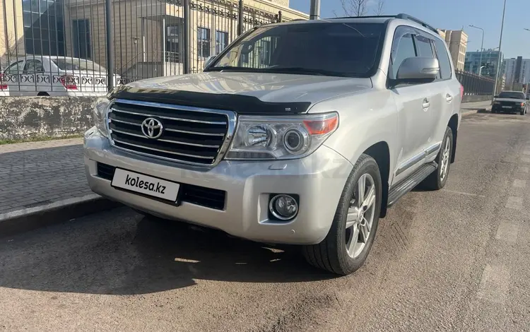 Toyota Land Cruiser 2007 годаүшін16 000 000 тг. в Астана