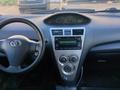 Toyota Yaris 2009 годаүшін3 500 000 тг. в Астана – фото 16