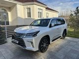 Lexus LX 570 2017 годаүшін45 000 000 тг. в Тараз