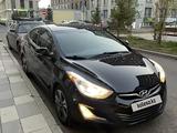 Hyundai Elantra 2015 года за 6 200 000 тг. в Астана – фото 2