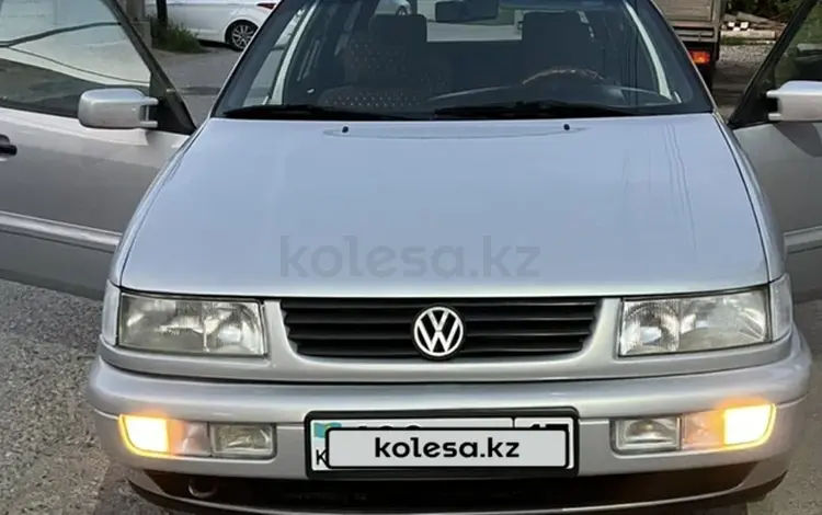 Volkswagen Passat 1994 года за 2 300 000 тг. в Шымкент