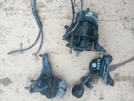 Подушка двигателя на Lexus Rx 330 2003-2006 года за 15 000 тг. в Алматы