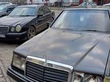 Mercedes-Benz E 260 1990 года за 1 200 000 тг. в Аксу – фото 4