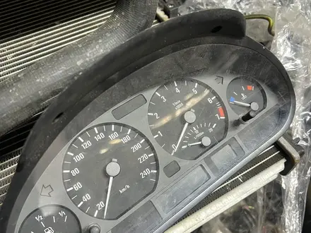 Привозной оригинал щиток приборов BMW за 2 000 тг. в Алматы