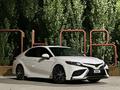 Toyota Camry 2021 годаfor10 000 000 тг. в Актобе – фото 2