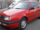 Volkswagen Vento 1992 годаүшін2 200 000 тг. в Жезказган