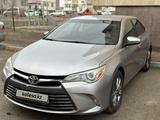 Toyota Camry 2016 года за 10 000 000 тг. в Атырау – фото 2