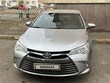 Toyota Camry 2016 годаүшін11 000 000 тг. в Атырау – фото 3