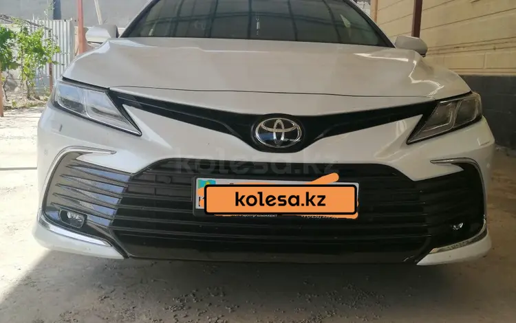 Toyota Camry 2023 года за 16 550 000 тг. в Кызылорда
