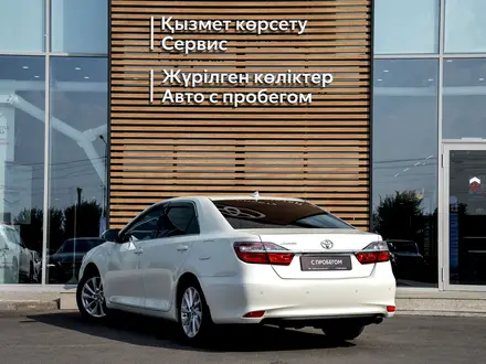 Toyota Camry 2017 года за 13 500 000 тг. в Кызылорда – фото 2