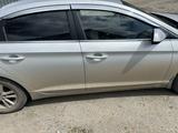 Hyundai Sonata 2015 годаүшін5 000 000 тг. в Семей – фото 4