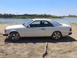 Mercedes-Benz E 230 1991 годаfor2 000 000 тг. в Атырау – фото 4