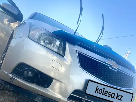 Chevrolet Cruze 2011 года за 3 200 000 тг. в Шымкент – фото 6