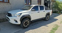 Toyota Hilux 2018 года за 16 500 000 тг. в Шымкент
