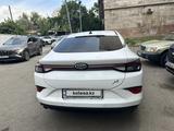 JAC J7 2023 года за 5 850 000 тг. в Алматы – фото 3