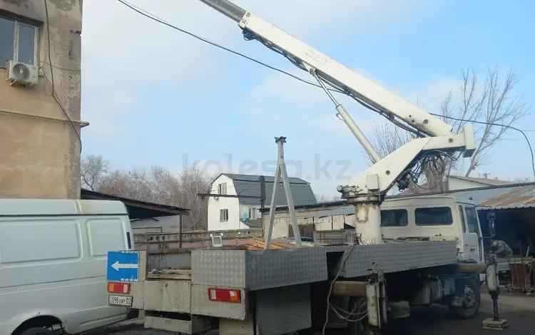 Kobelco  Колесные 1993 года за 12 000 000 тг. в Алматы