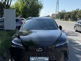 Lexus RX 350h 2023 года за 28 000 000 тг. в Шымкент